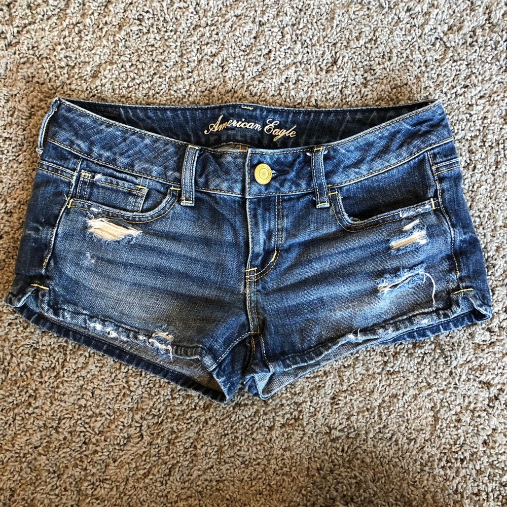 American Eagle Size 2 Shorts